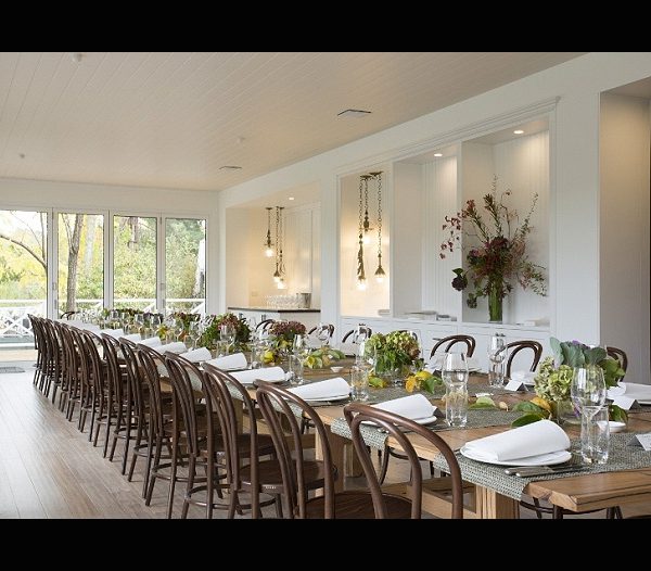 Lake House Hotel and Restaurant