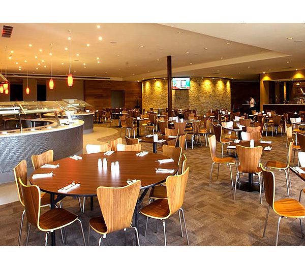 Sanctuary Lakes Hotel