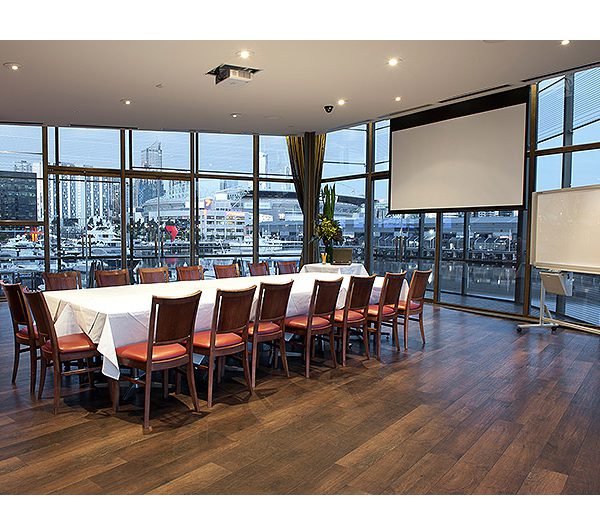Berth Restaurant and Bar