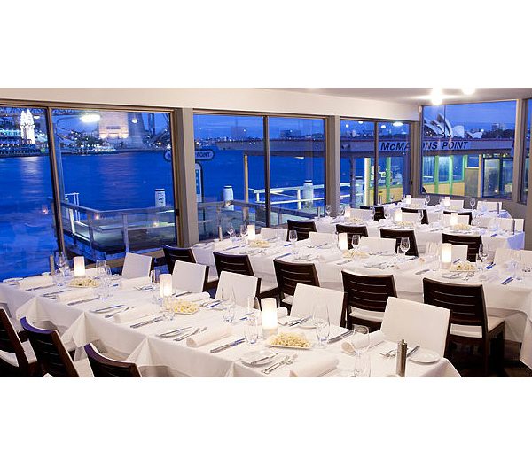 Sails on Lavender Bay Restaurant