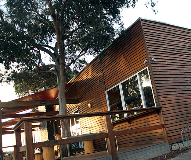 boat house apartments