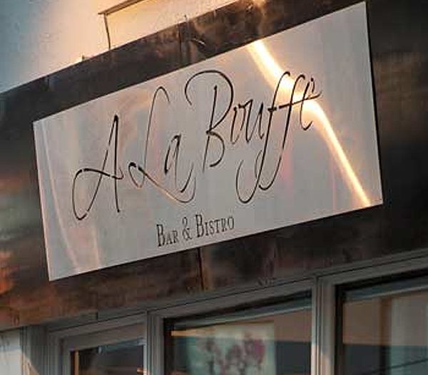 A La Bouffe Bar & Bistro
